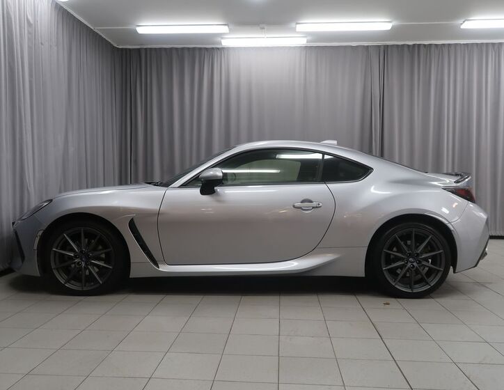 Subaru BRZ 8