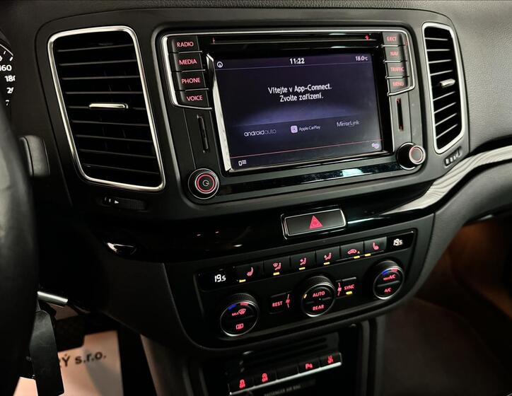 Volkswagen Sharan 24