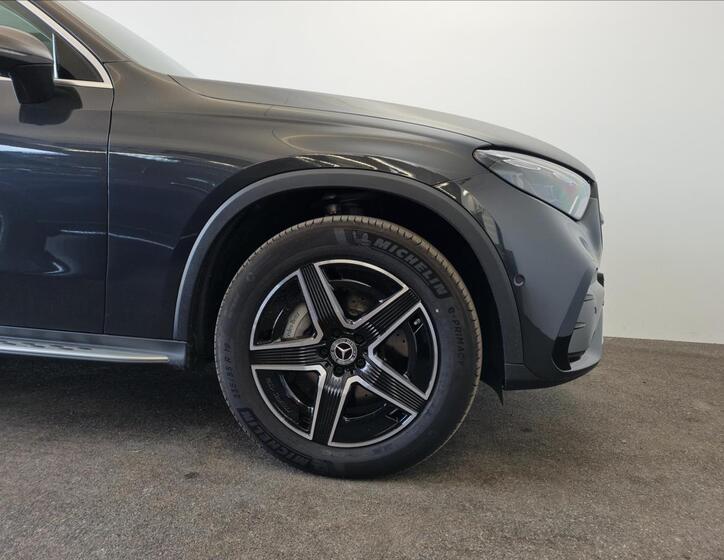 Mercedes-Benz GLC 22