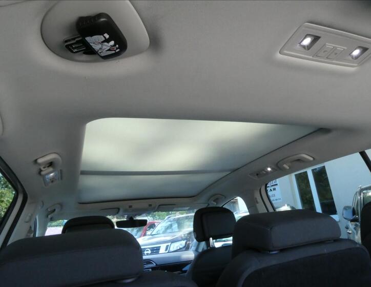 Volkswagen Touran 27