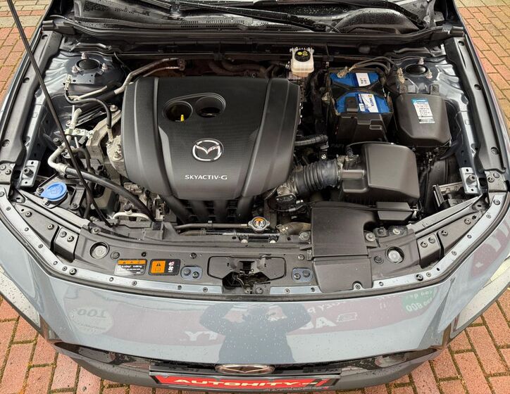 Mazda 3 24