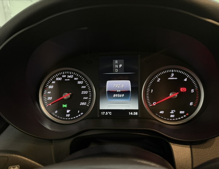 Mercedes-Benz GLC 11