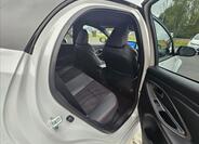 Toyota Yaris 13