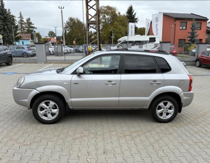 Hyundai Tucson 4