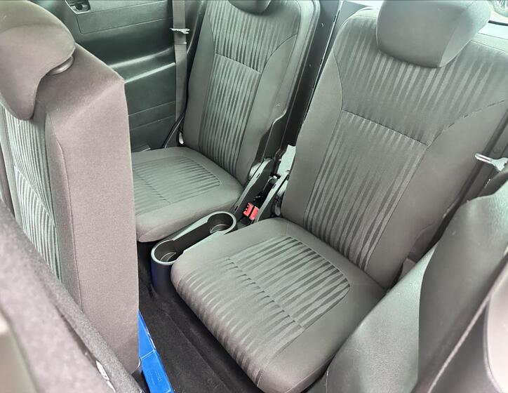 Opel Zafira 14