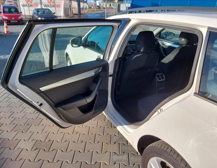 Škoda Octavia 9