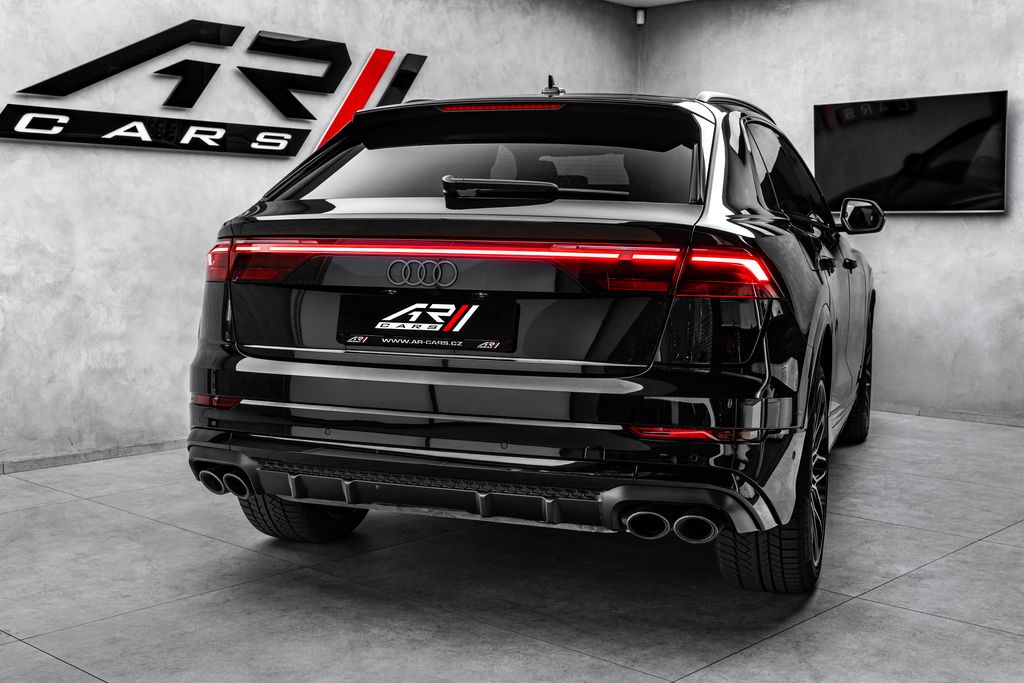Audi SQ8