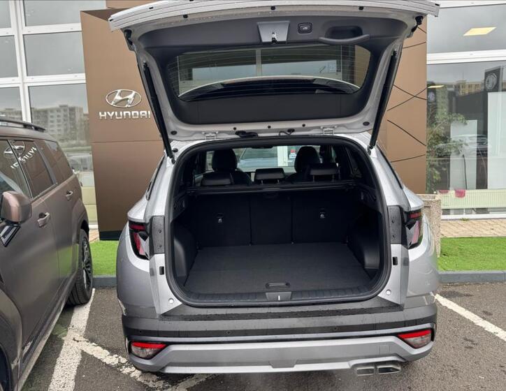 Hyundai Tucson 12