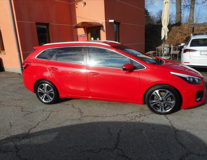 KIA Ceed 4