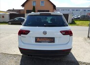 Volkswagen Tiguan 7