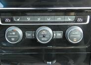 Volkswagen Golf 16