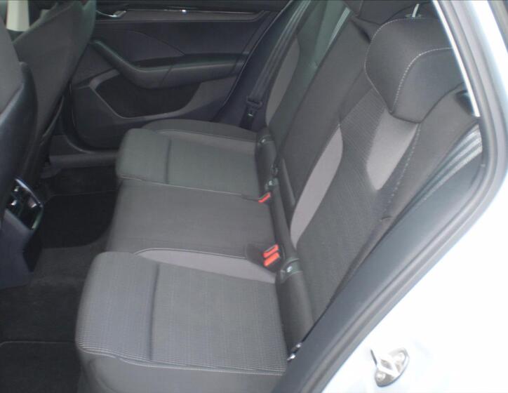 Škoda Octavia 14