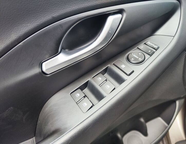 Hyundai i30 29