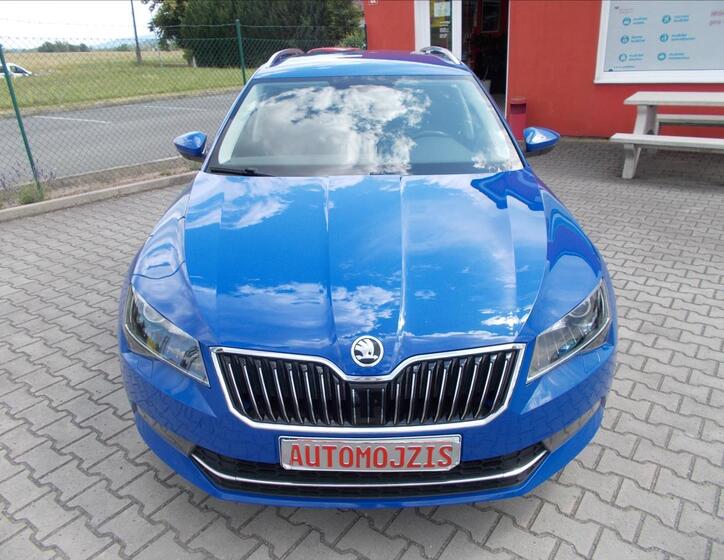 Škoda Superb 3