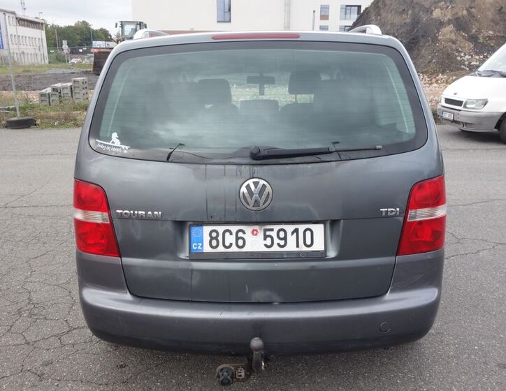 Volkswagen Touran 11