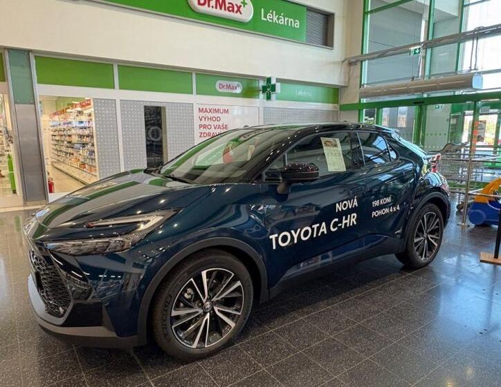 Toyota C-HR 8