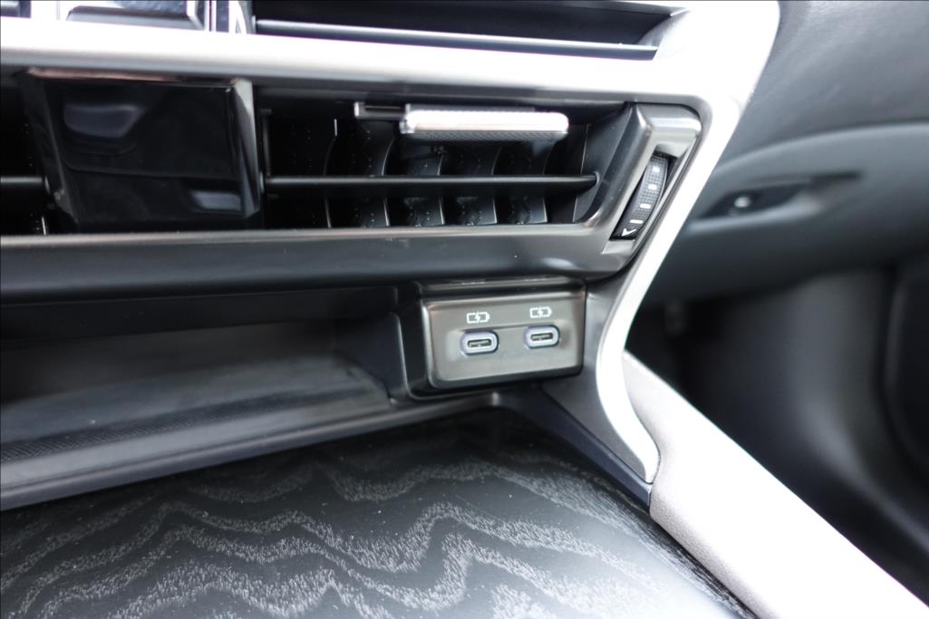 Lexus RX 450h plus