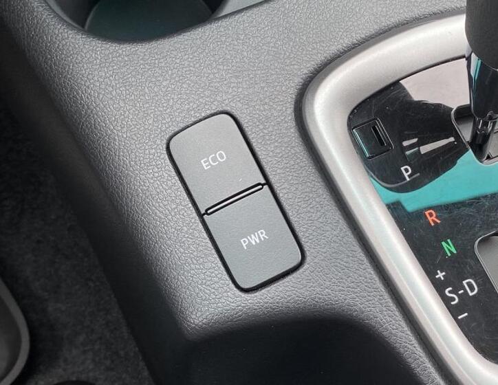 Toyota Hilux 30