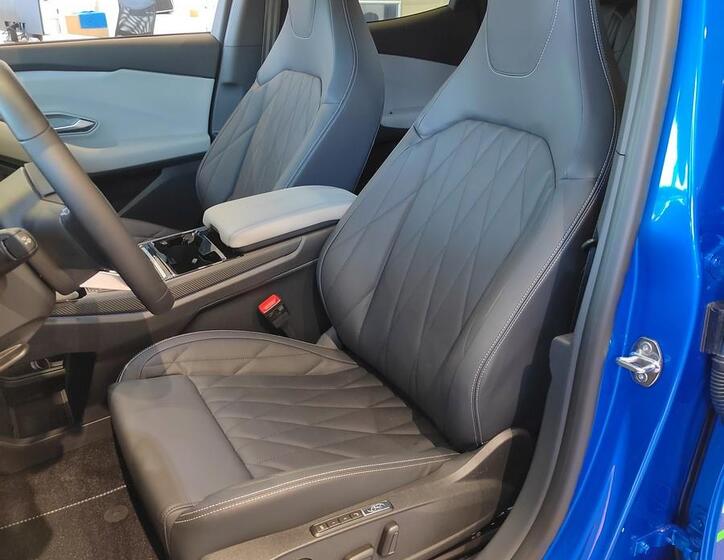 Ford Explorer 22
