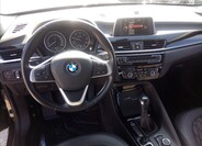 BMW X1 8