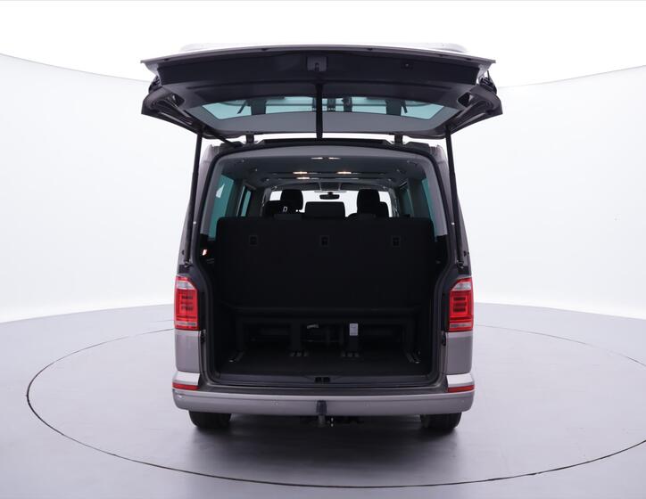 Volkswagen Multivan 9