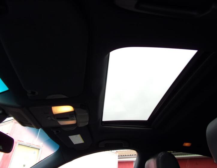 Infiniti FX30 17