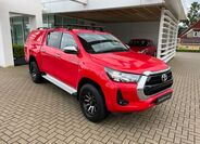 Toyota Hilux 8