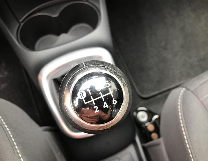 Toyota Yaris 12