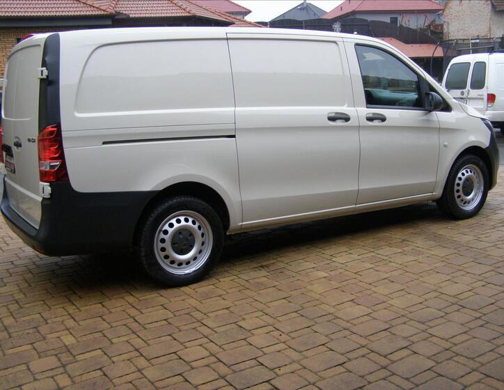 Mercedes-Benz Vito 6