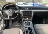 Volkswagen Passat 12