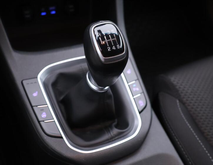 Hyundai i30 26