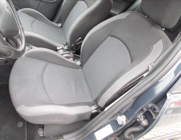 Peugeot 206 18