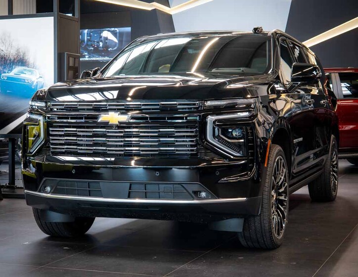 Chevrolet Suburban 1