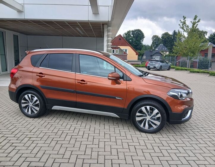 Suzuki SX4 S-Cross 7