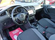 Volkswagen Tiguan 9