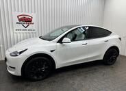 Tesla Model Y 3