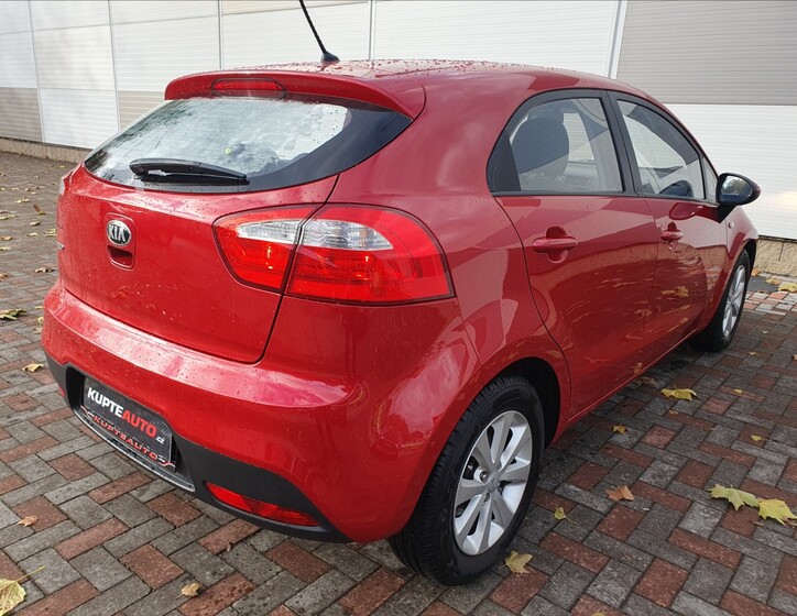 Kia Rio 4