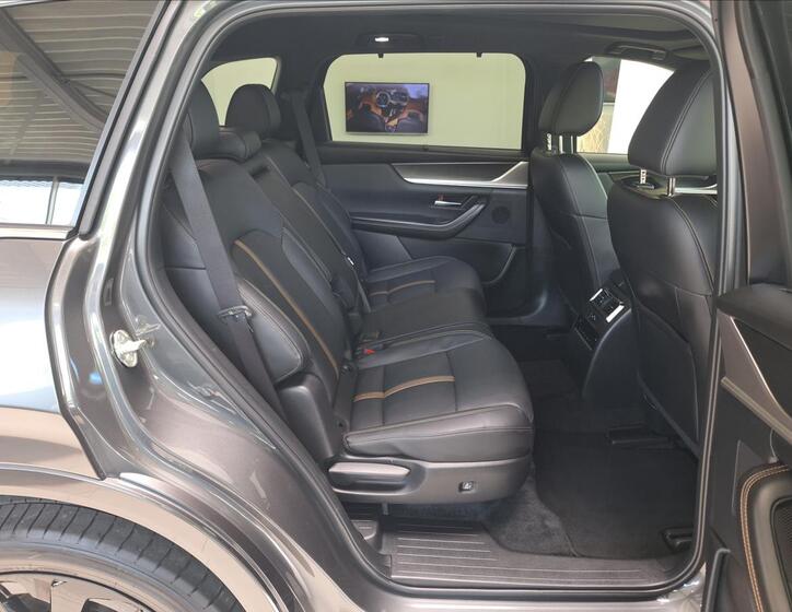 Mazda CX-80 6
