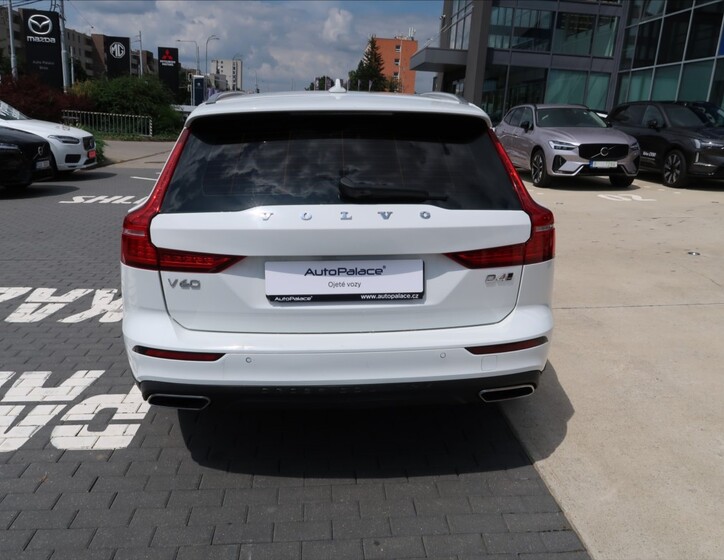 Volvo V60 6