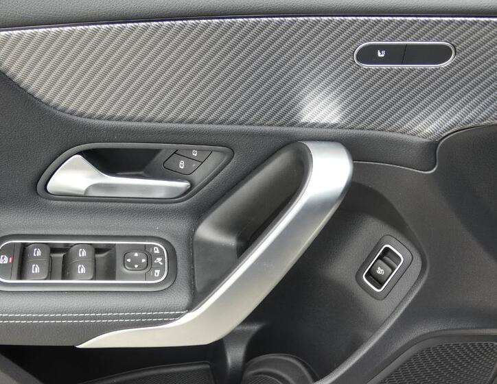 Mercedes-Benz Třídy A 9