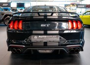 Ford Mustang 4
