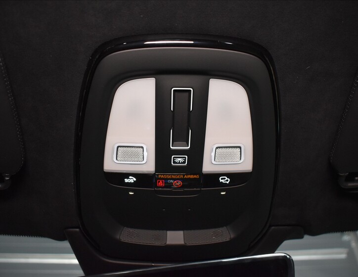 Volvo XC90 37