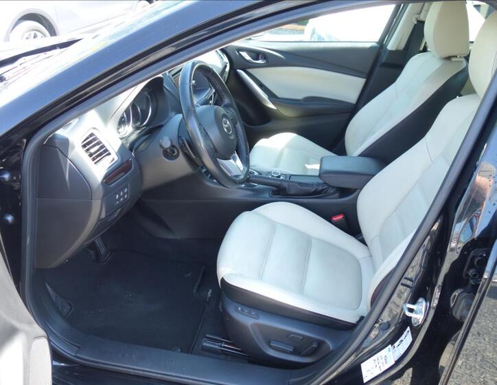 Mazda 6 10
