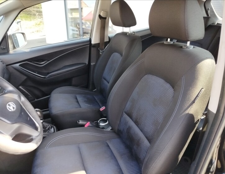 Hyundai ix20 12