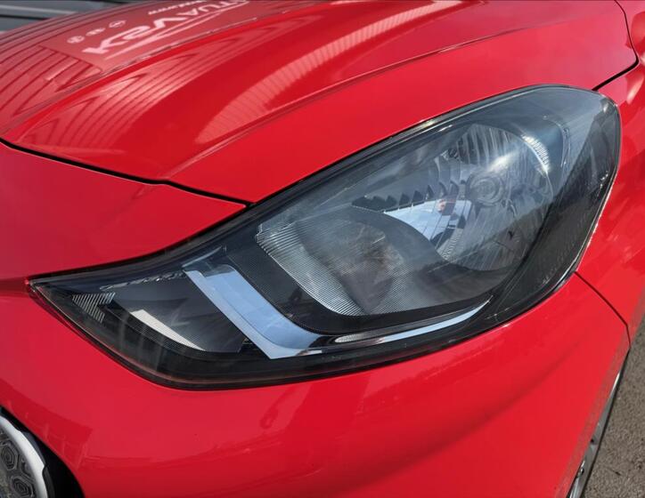 Hyundai i10 19