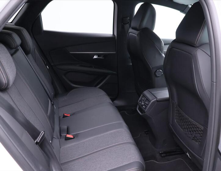Peugeot 3008 12