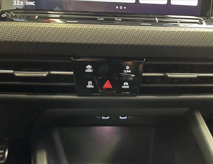 Volkswagen Golf 18