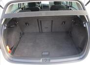 Volkswagen Golf 9