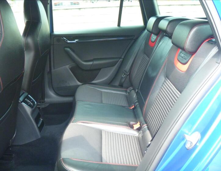 Škoda Octavia 14