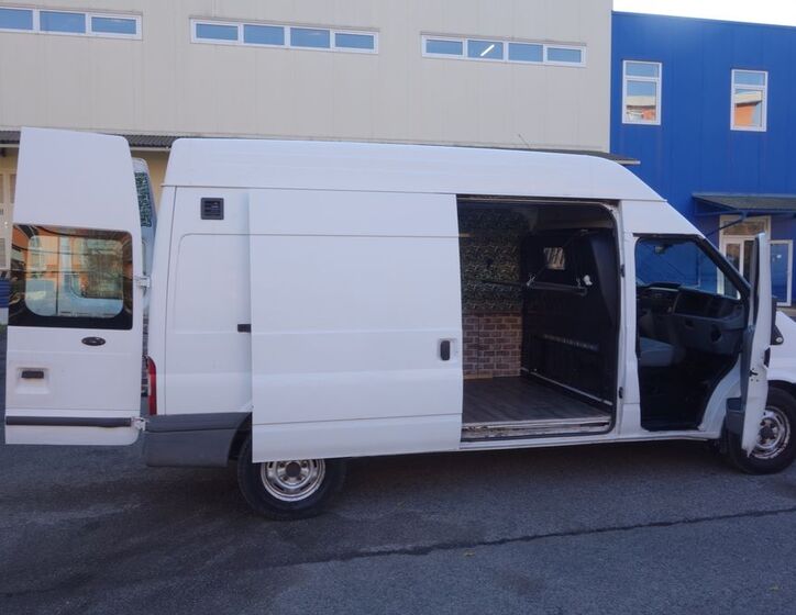 Ford Transit 14